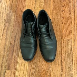 Mens dress shoes